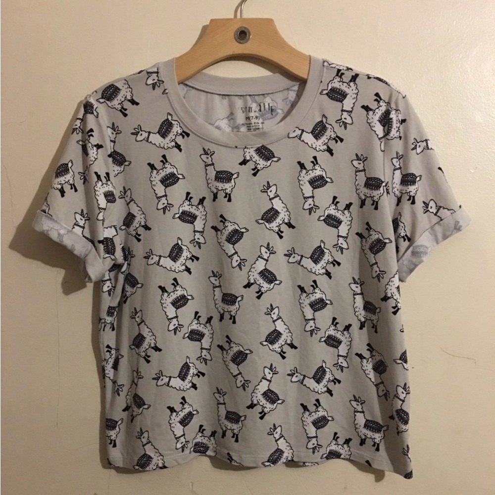 Wound Up Light Gray Llama Print Short Sleeve Tee